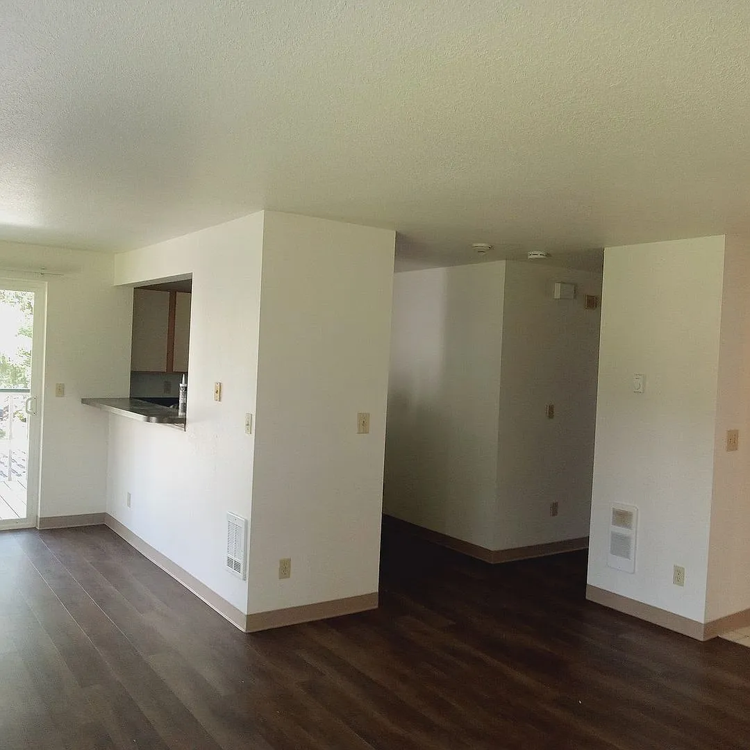 Creekwood Apts — Photo 4