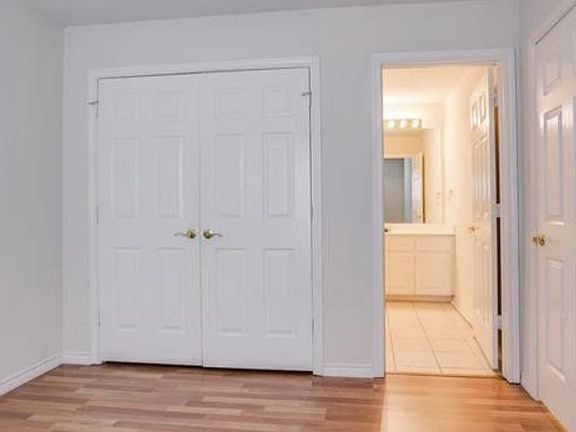 3rd image of 3229-3235 S University Dr
