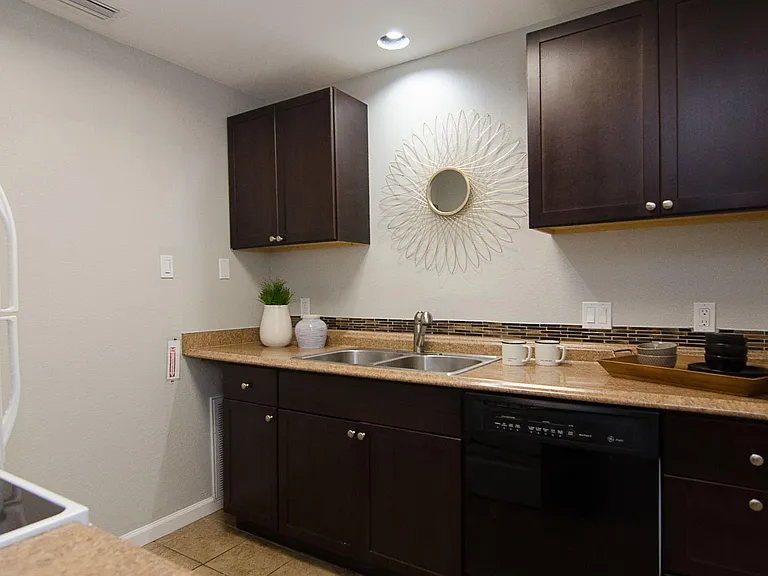2529 Rio Grande St #39 — Photo 8