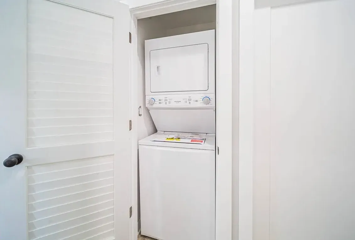 2 bed, 1200 sqft, $1,850 — Photo 4
