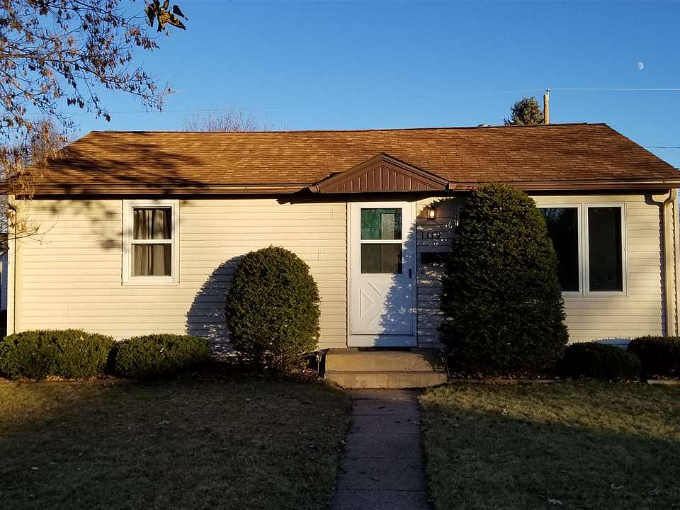 1st image of 1119 S 11th Ave