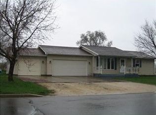 12830 7th St, Osseo, WI 54758