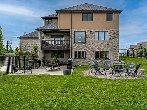 3rd image of 125 Crewson Ct