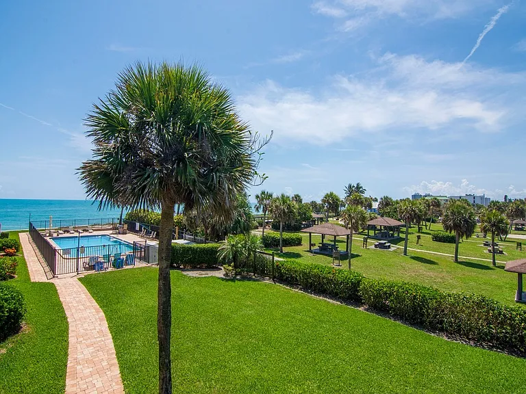 4400 Highway A1A #11 — Photo 25