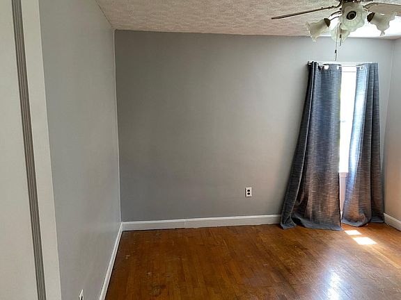 4th image of 311 N Ohio St