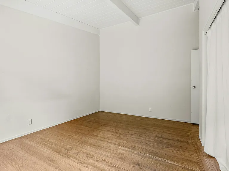 812 Edgemar Ave — Photo 18