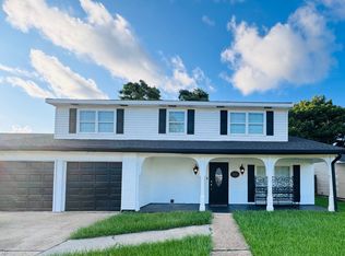 3844 S Deerwood Dr, Harvey, LA 70058