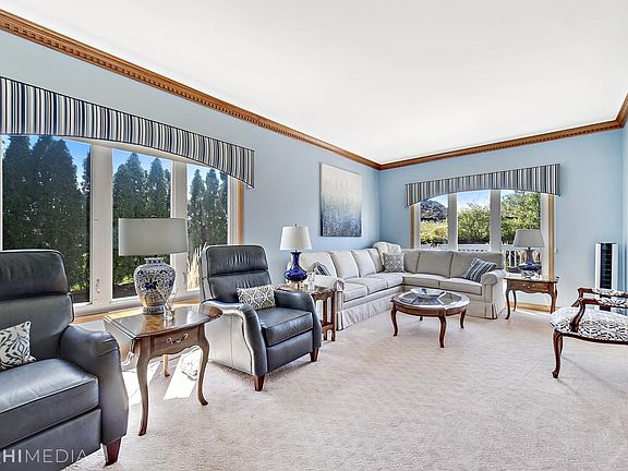 4th image of 16738 Summercrest Ave