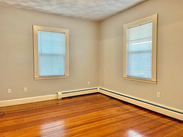 118-120 Paul Revere Rd #120 — Photo 6