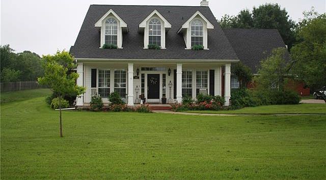 1st image of 195 Canyon Oaks Dr