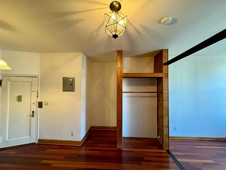 2252 1st Ave #3D — Photo 10