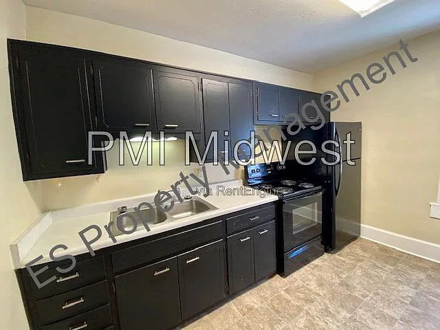 447 E Jefferson St #3 — Photo 8