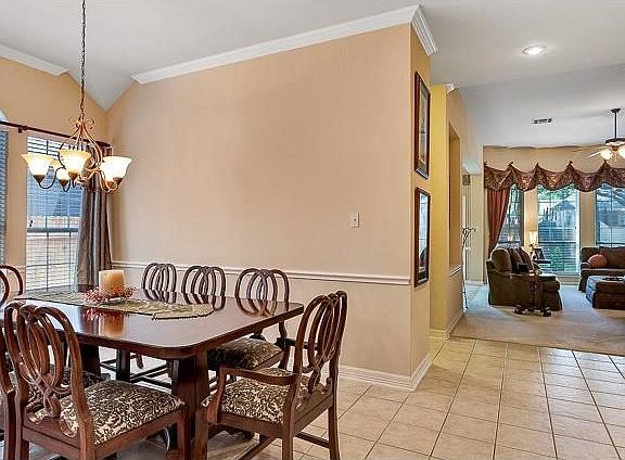 5th image of 15035 Savannah Heights Dr