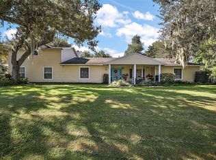 9800 Fairway Cir, Leesburg, FL 34788