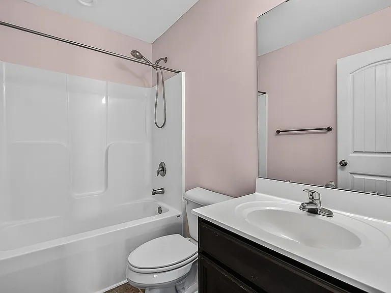 221 Robert Alan Dr — Photo 26