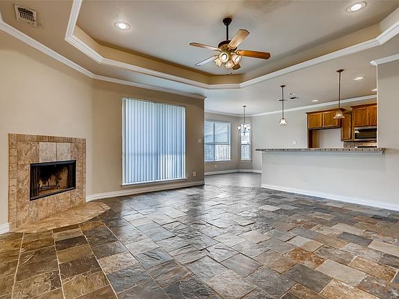 5th image of 1869 Sandpiper Dr
