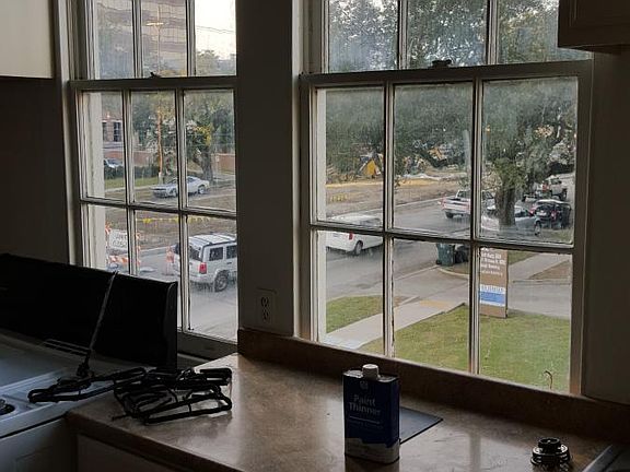 5th image of 2735 Napoleon Ave APT 4