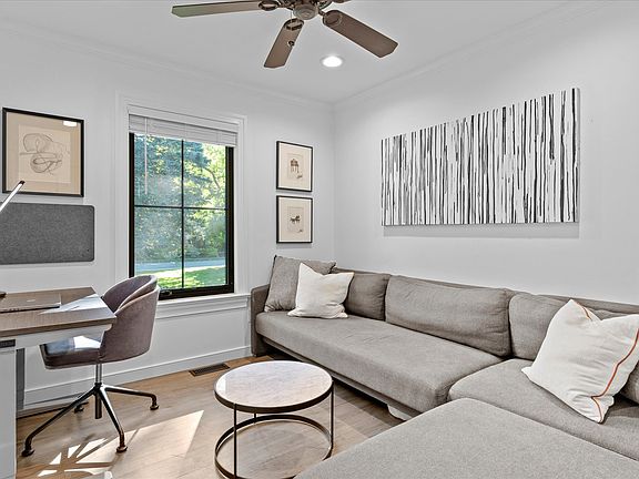 5th image of 25 Nidzyn Ave