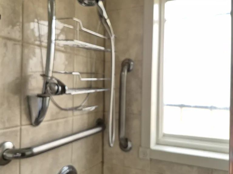 335 Poe Pl — Photo 7