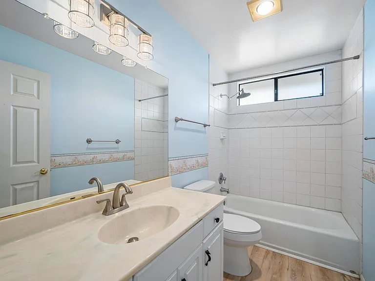 1237 Sandra Cir — Photo 4