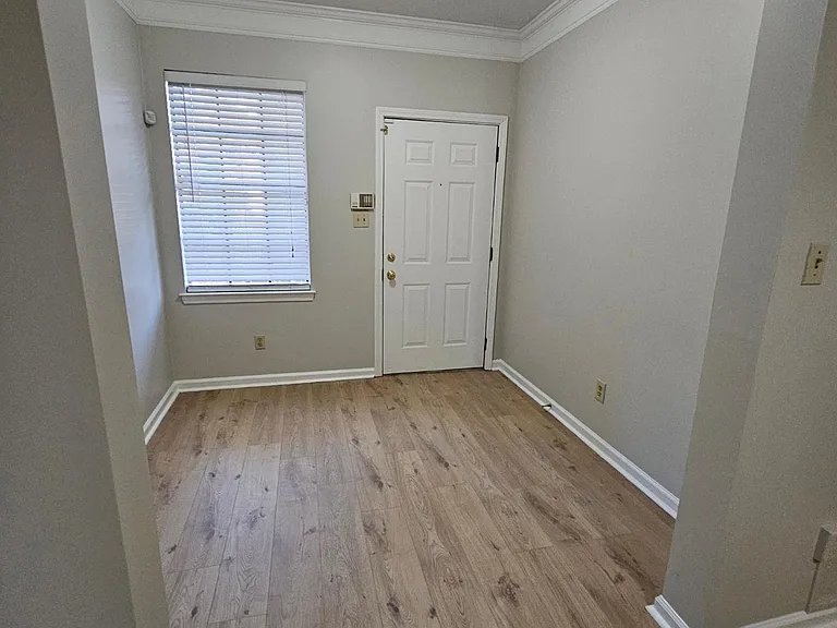 65 N Belvedere Blvd #201 — Photo 2