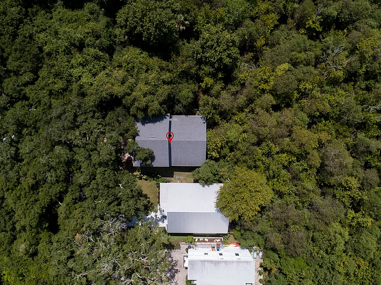 Escape the crowds. This overhead view showcases the peaceful, low-density green space surrounding the home, ensuring a quiet and deeply relaxing getaway