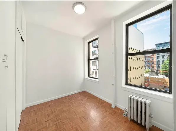 506 E 13th St APT 10, New York, NY 10009