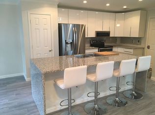 223 S Walden Elms Cir, Spring, TX 77382