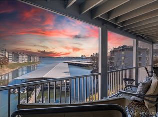 488 Regatta Bay Cir #2C, Lake Ozark, MO 65049