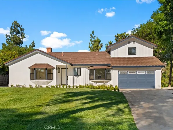 3120 Las Faldas Dr, Fullerton, CA 92835