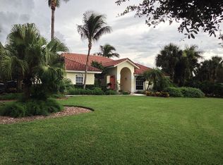 15940 Edgefield Rd, Wellington, FL 33414
