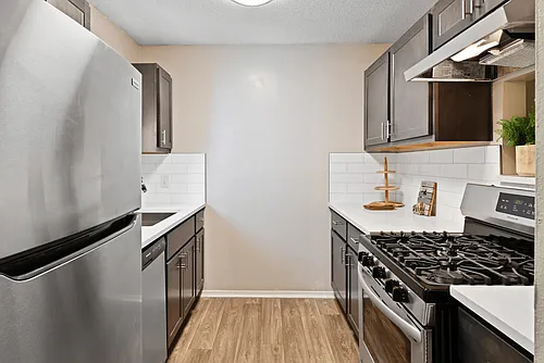 300 Riverside Pkwy Photo 1