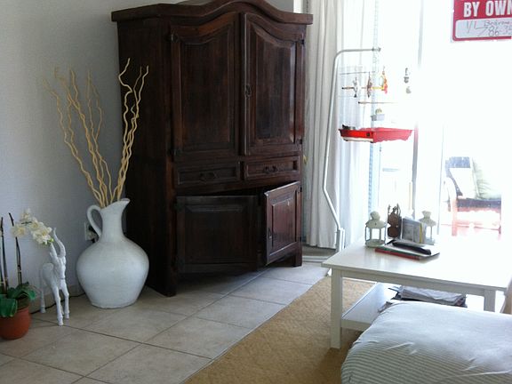 4th image of 4142 N Jefferson Ave APT 2A