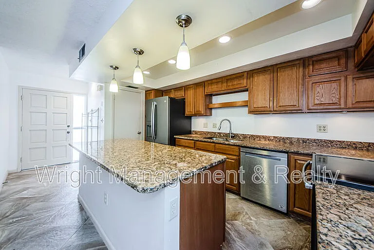 433 S Paula Dr #17 — Photo 4