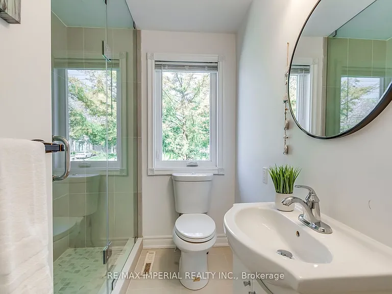 2048 Devon Rd — Photo 24