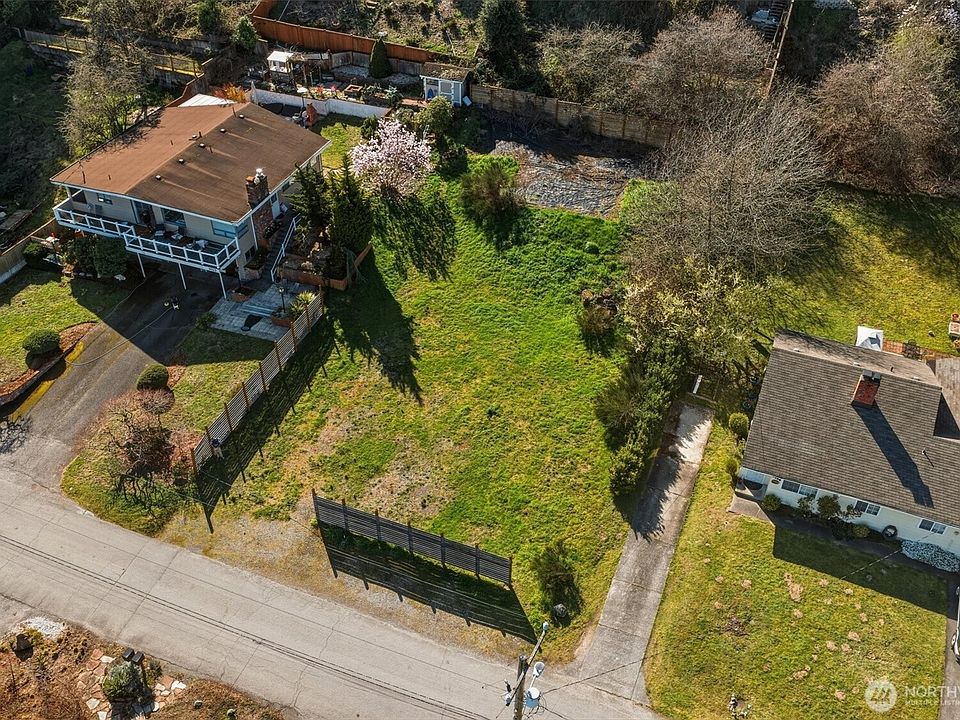 1st image of 9017 3rd Avenue SW