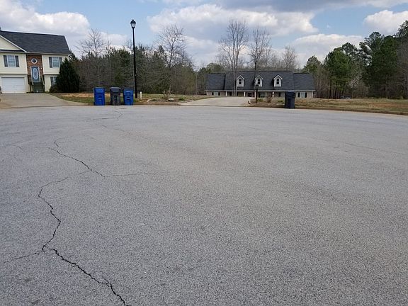 4th image of 113 Beaty Ct