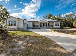 1605 Center Rd, Terra Ceia, FL 34250