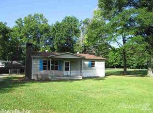 2 S Deer Ln, Mayflower, AR 72106