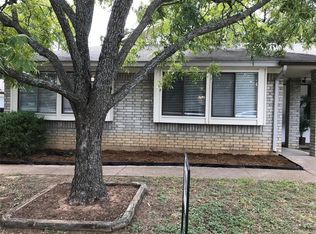 1125 Highpoint Rd, Bedford, TX 76022