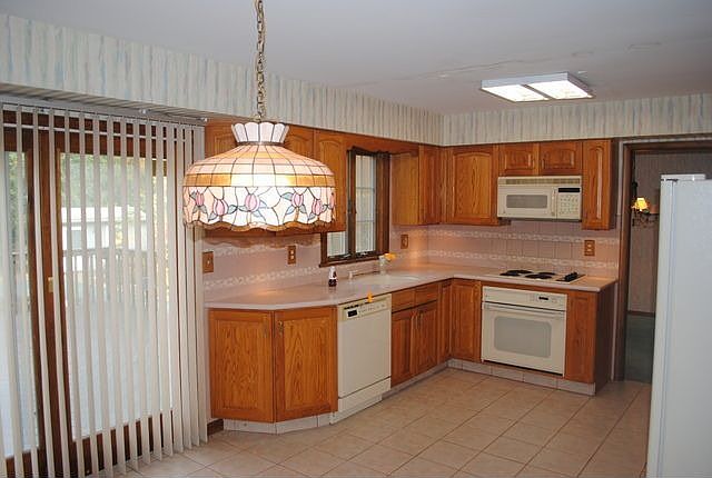 2nd image of 149 Norcross Cir