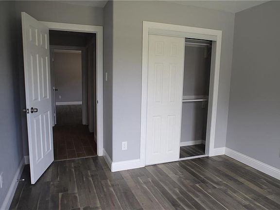 5th image of 3812 Bryan Ave