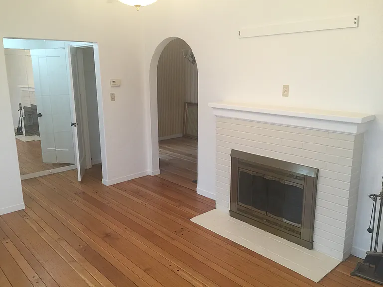 4438 Steele St — Photo 18