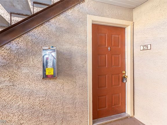 3rd image of 5422 River Glen Dr Unit 379