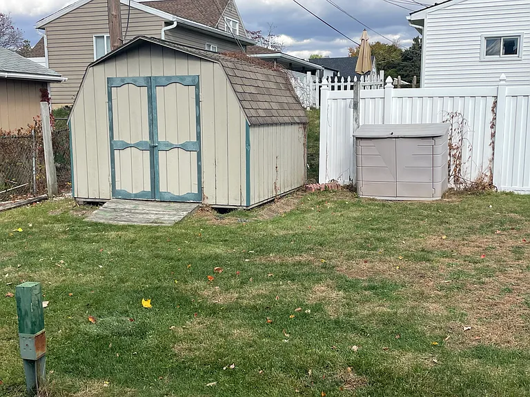 shed