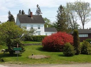 37 Mary Ln, Sandy Cove, NS B0V1A0