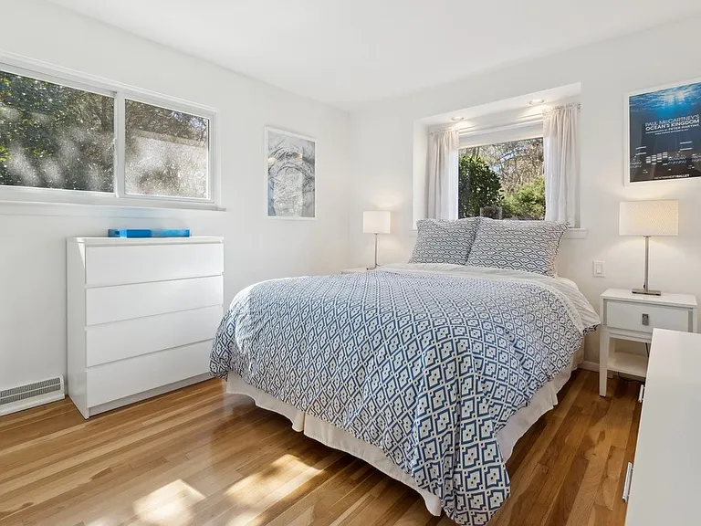 62 Gardiner Dr — Photo 16