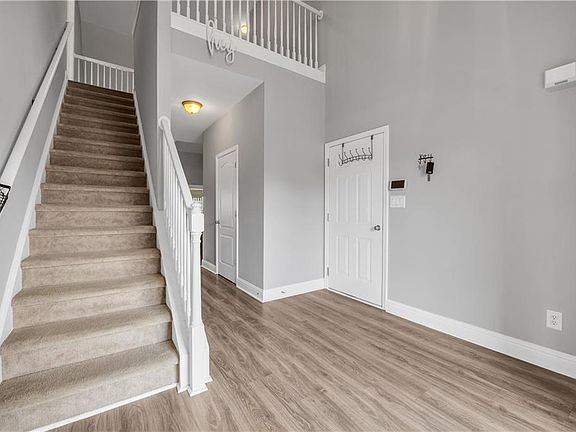 5th image of 1081 Arbor Grove Rd