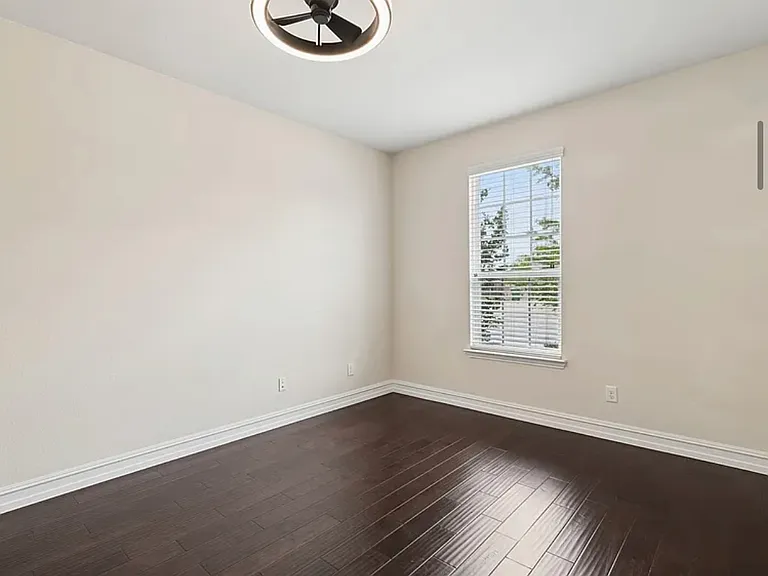 1549 Westborough Ln — Photo 19