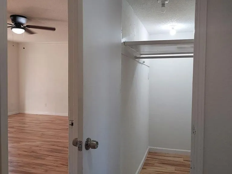 11114 Valleydale Dr #B — Photo 29